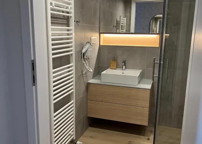 דירה A Comfortable For 3 People In פוביירובו